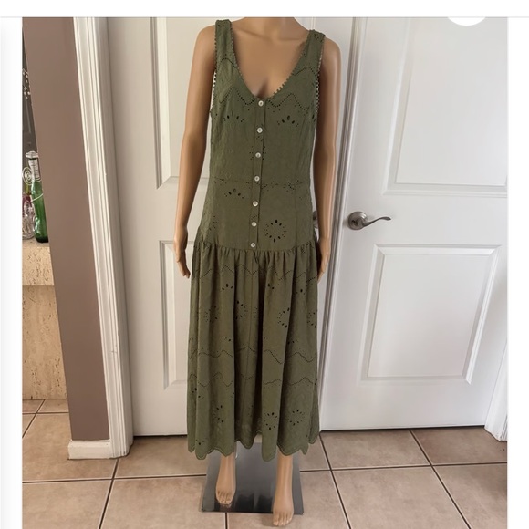 House of Harlow 1960 Dresses & Skirts - House of Harlow 1960 Olive Eyelet Midi Dress